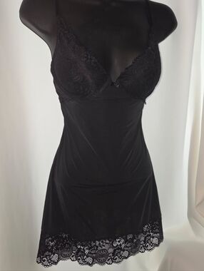 Victoria's Secret Black Mini Slip NWT 34B